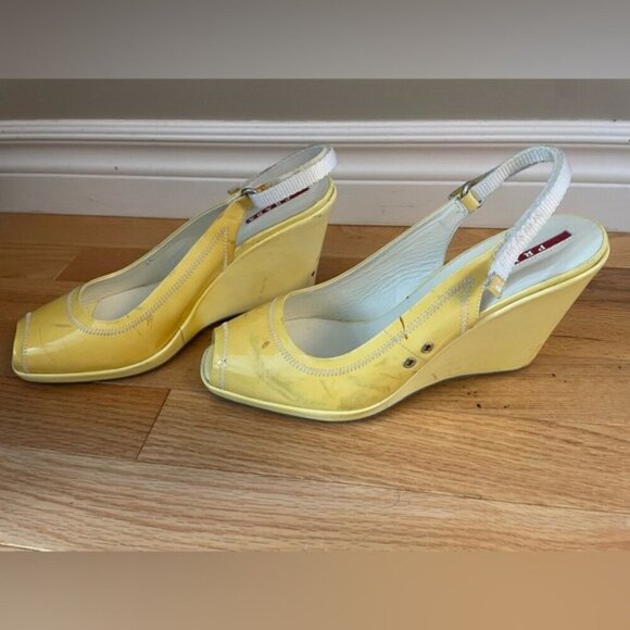 Prada Peep Toe Wedge Slingback Heels Size 40 Damaged - Picture 2 of 8